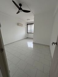 Blk 4 Toh Yi Gardens (Bukit Timah), HDB 5 Rooms #580652101